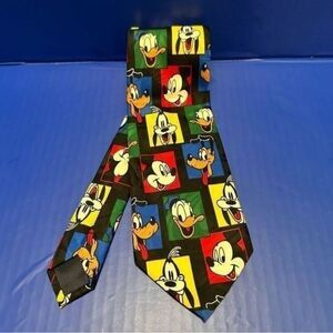 Disney Mickey Tie Unlimited